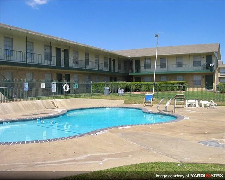 2 bedroom townhouse for rent in dallas tx tx 75227 rent cheap apartments in texas from 375 rentcaf 2 bedroom townhouse for rent in dallas tx tx 75227 rent cheap apartments in texas from 375 rentcaf